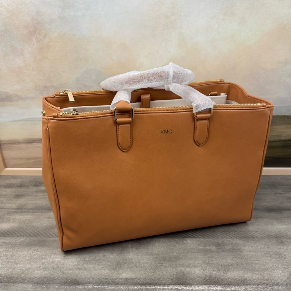 Mark & Graham Vegan Leather Work Bag Purse Tote Chestnut Monogrammed Read